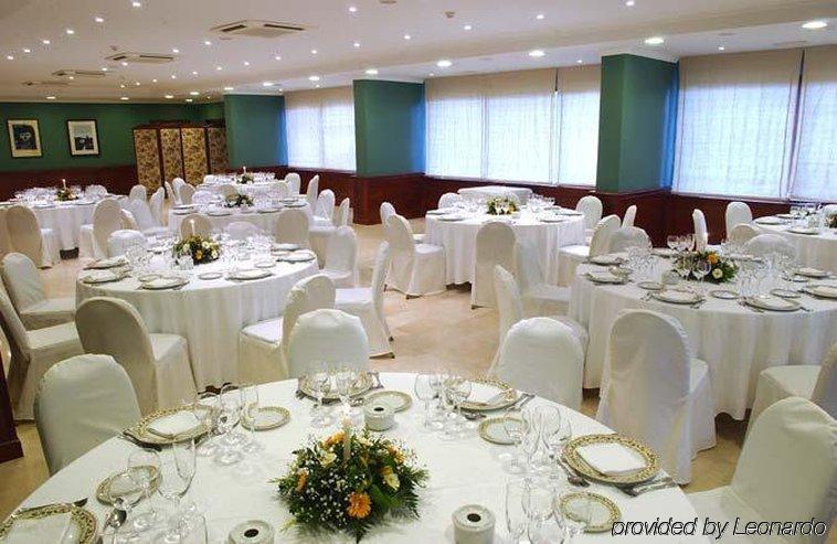 Husa Fornells Park Vilablareix Restaurante foto